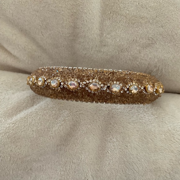 Seduction in Gold Crystal Headband - Picture 1 of 4